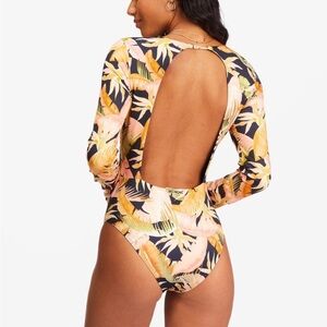 Billabong - Wave Tribe Bodysuit in S (small) *with tag*